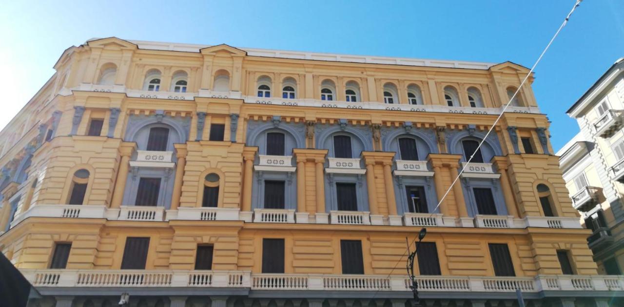 Napoli Mariana Luxury Apartment Екстериор снимка