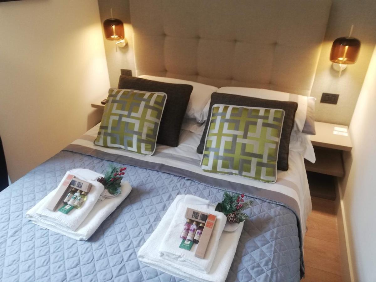 Napoli Mariana Luxury Apartment Екстериор снимка