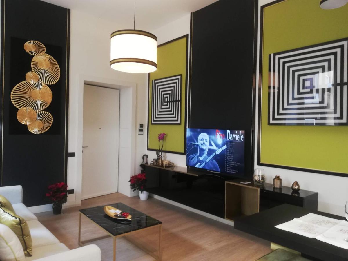 Napoli Mariana Luxury Apartment Екстериор снимка