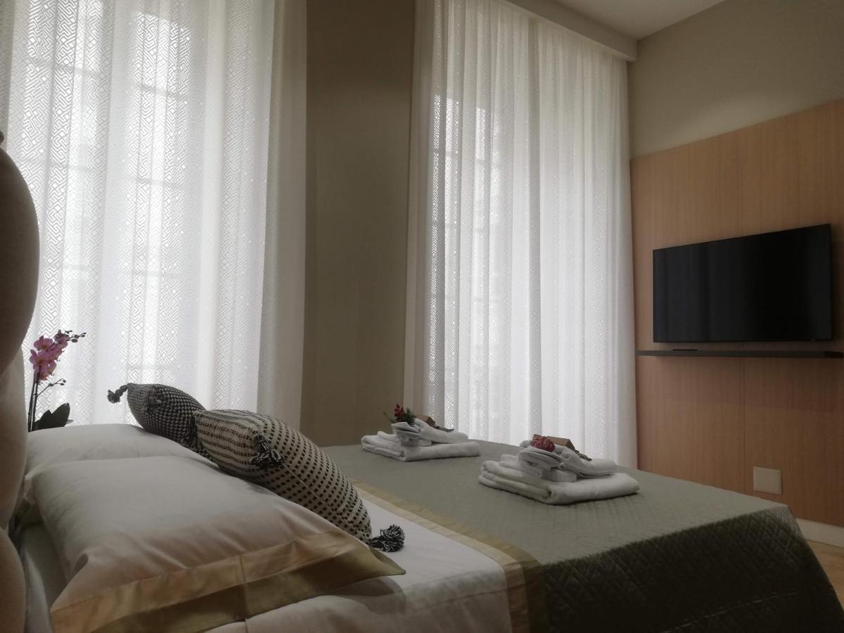 Napoli Mariana Luxury Apartment Екстериор снимка