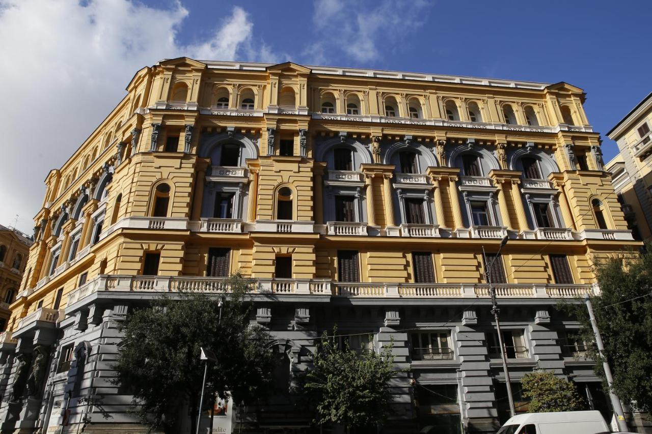 Napoli Mariana Luxury Apartment Екстериор снимка